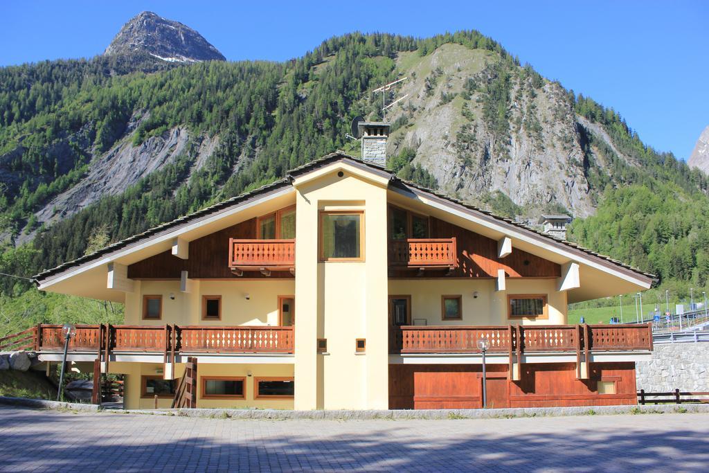Shatush Hotel Courmayeur Ngoại thất bức ảnh