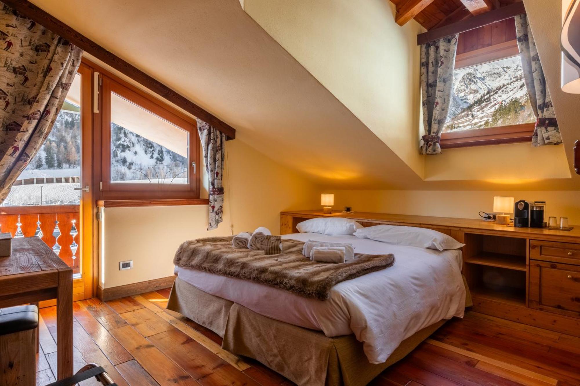 Shatush Hotel Courmayeur Ngoại thất bức ảnh