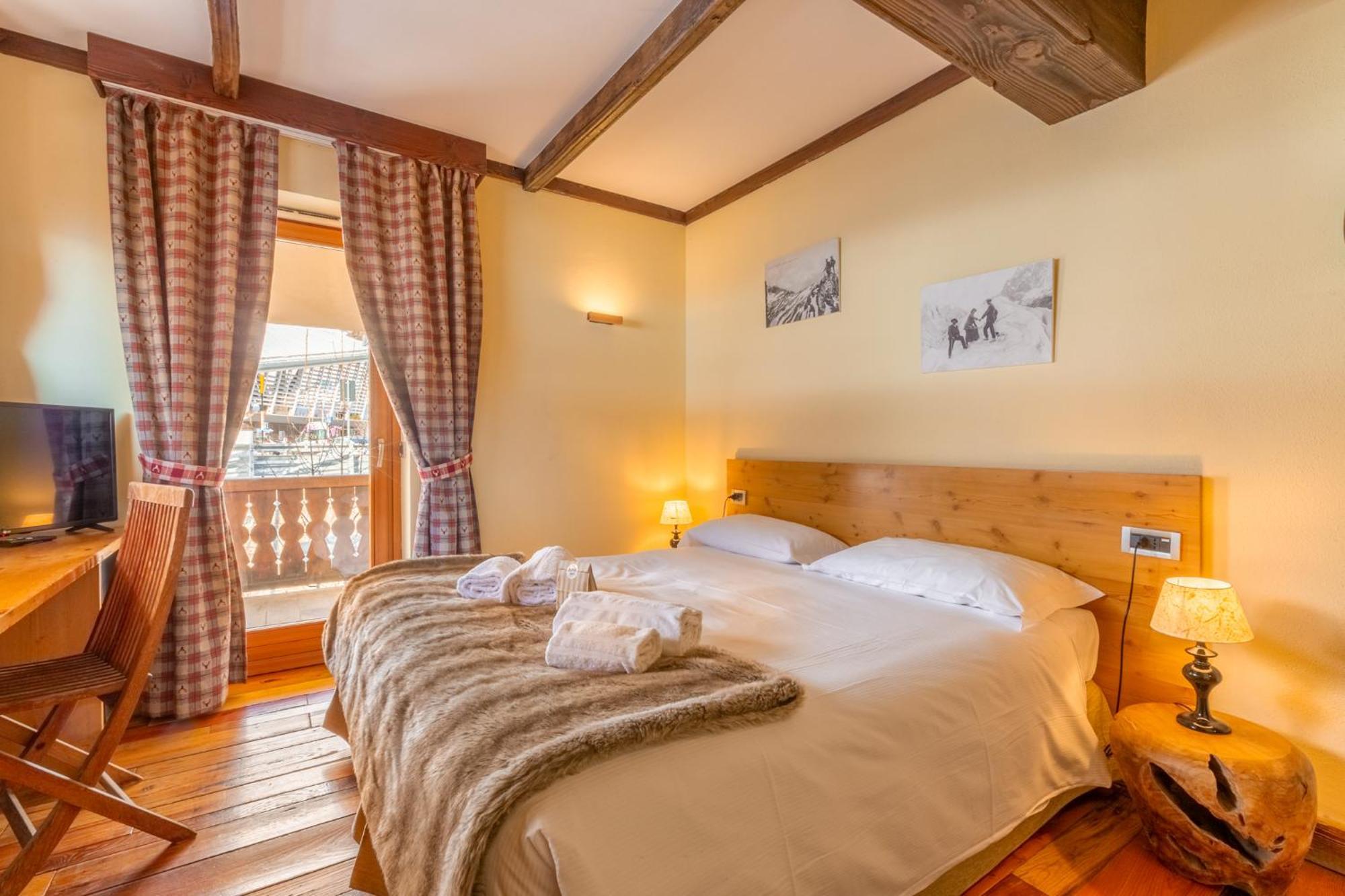 Shatush Hotel Courmayeur Ngoại thất bức ảnh